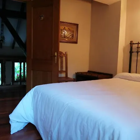 El Caserio Country house *