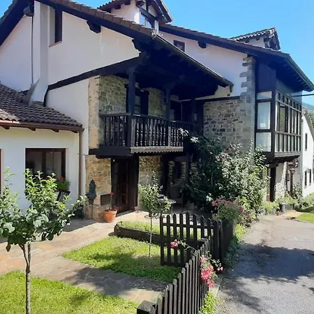 El Caserio Camaleño